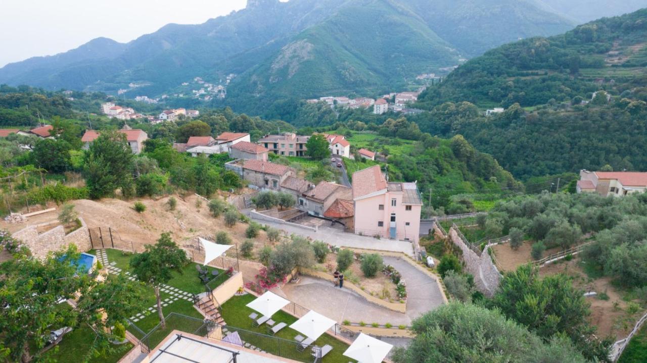 La Cornice Dei Monti 트라몬티 외부 사진
